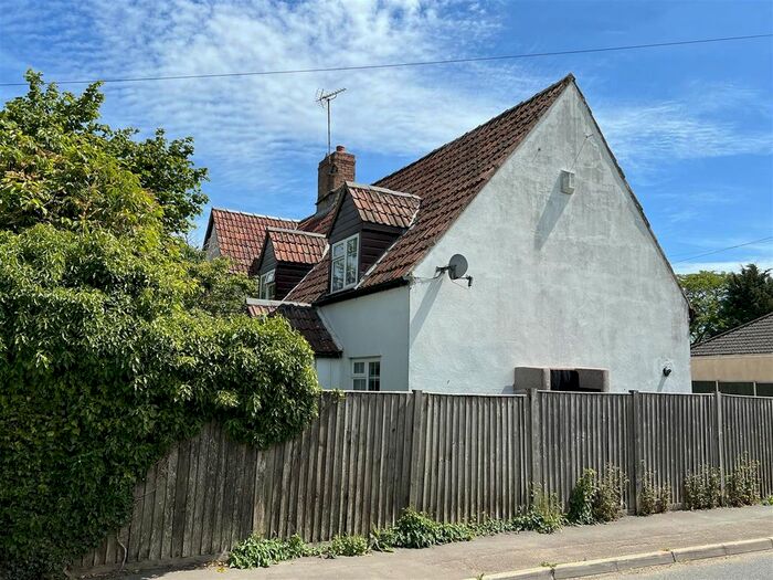 3 Bedroom Semi-Detached House To Rent In School Lane, Whitminster, Gloucester, GL2