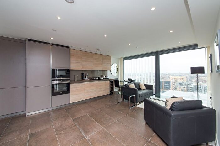 1 Bedroom Flat To Rent In Chronicle Tower, B City Road, The Lexicon, London, EC1V
