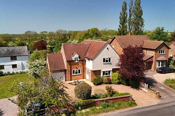 4 Bedroom Detached House For Sale In Eltisley Road, Great Gransden, SG19