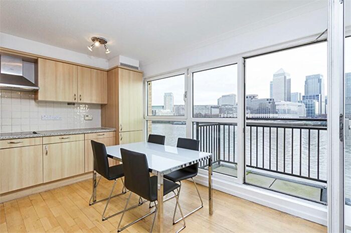2 Bedroom Flat To Rent In Christian Court, Rotherhithe Street, London, SE16