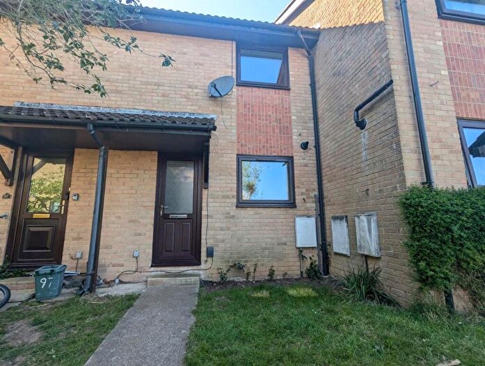 2 Bedroom Terraced House For Sale In Gunville, PO30