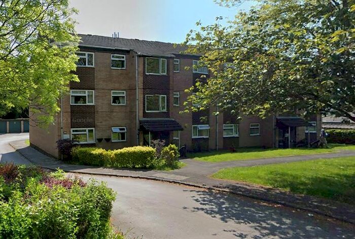 2 Bedroom Flat To Rent In Norton Lane, Sheffield, S8