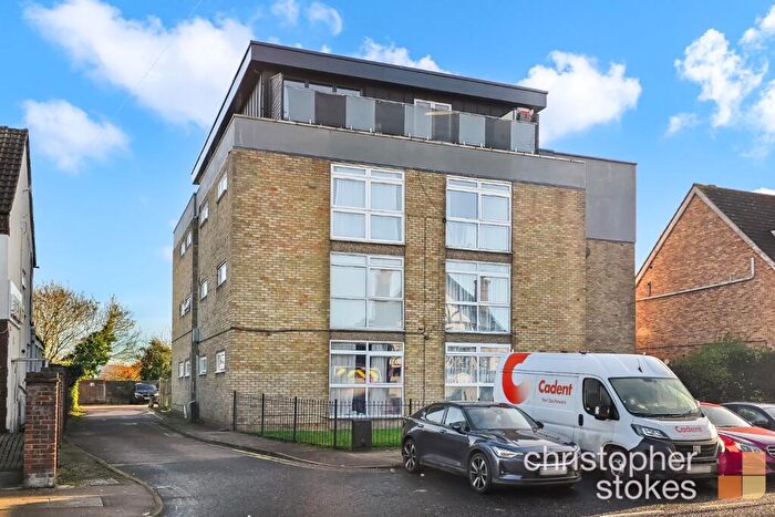 1 Bedroom Flat To Rent In Byron Court, Flamstead End Road, Cheshunt, Hertfordshire, EN8