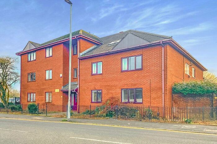 2 Bedroom Flat To Rent In Cromwell Road, Newport, NP19