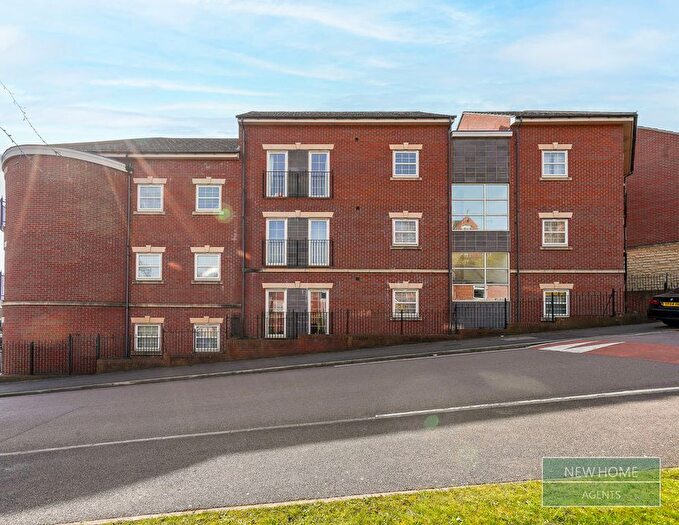 2 Bedroom Flat For Sale In Holywell Gardens, Holywell Heights, Sheffield, S4