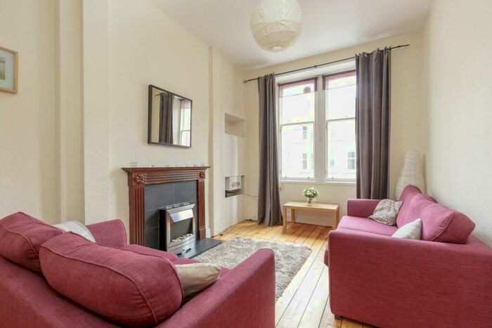 2 Bedroom Flat To Rent In , Dean Park Street, Edinburgh, EH4