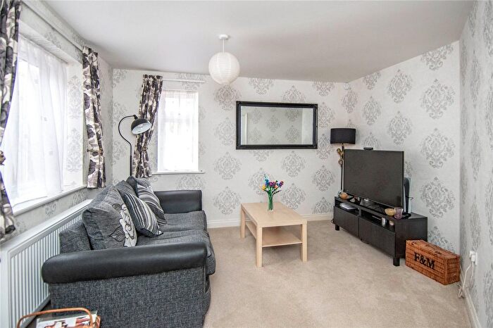 2 Bedroom Semi-Detached House For Sale In Bewell Head, Bromsgrove, Worcestershire, B61