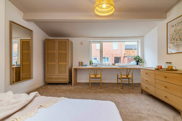 3 Bedroom End Of Terrace House To Rent In A Monks Road, Lincoln, LN2