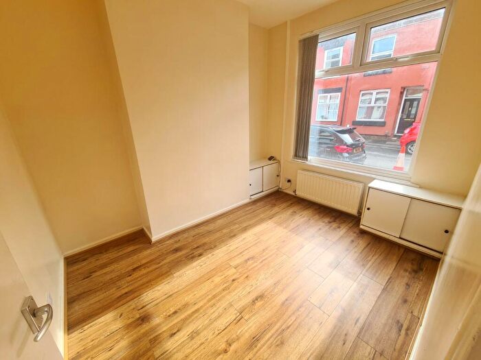 2 Bedroom Terraced House For Sale In Brailsford Road, Manchester, Greater Manchester, M14