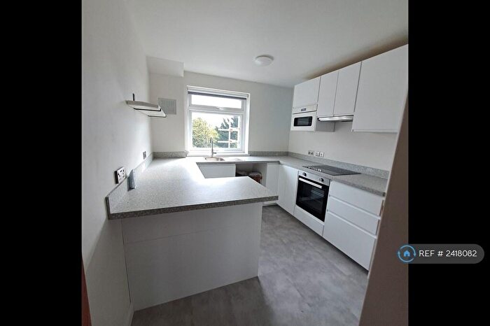 2 Bedroom Flat To Rent In Avenue Court, Southampton, SO17