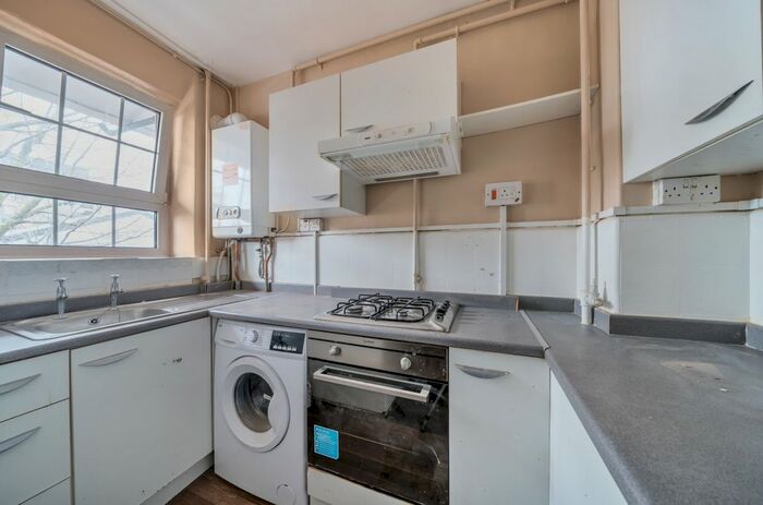 1 Bedroom Flat To Rent In Deptford Church Street, London, SE8
