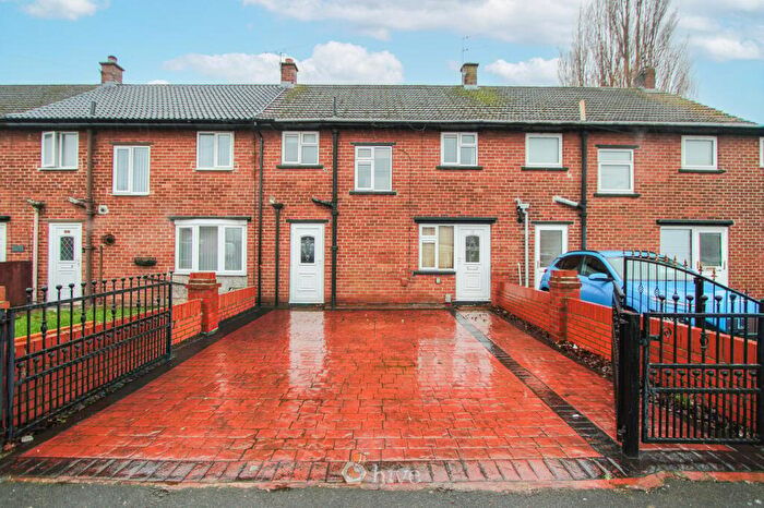 3 Bedroom Semi Detached House To Rent In Weston Road, Balby, Doncaster, DN4