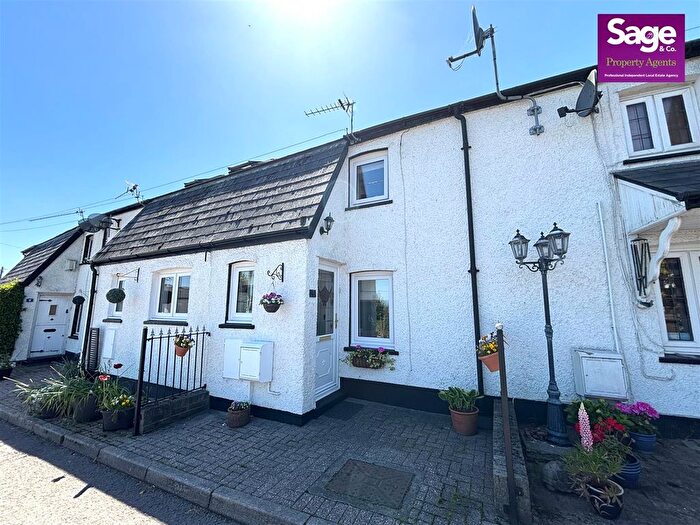 1 Bedroom Cottage For Sale In Tram Road, Upper Cwmbran, Cwmbran, NP44