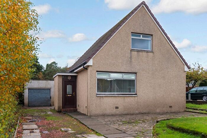 3 Bedroom Detached House For Sale In Selkirk Avenue, Paisley, Renfrewshire, PA2