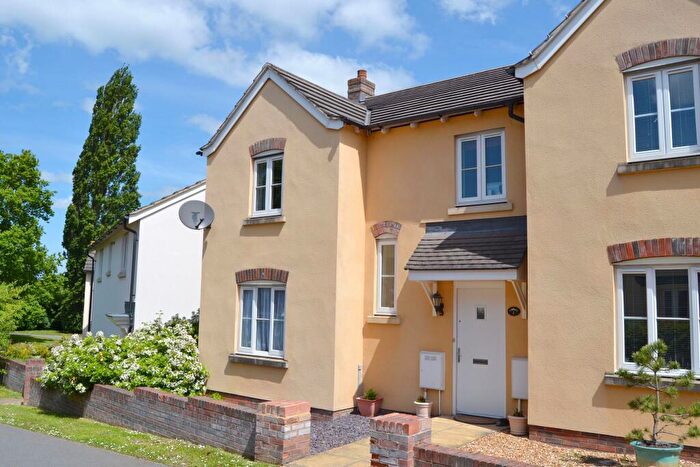 4 Bedroom Semi-Detached House To Rent In Buttercup Lane, Street, Somerset, BA16