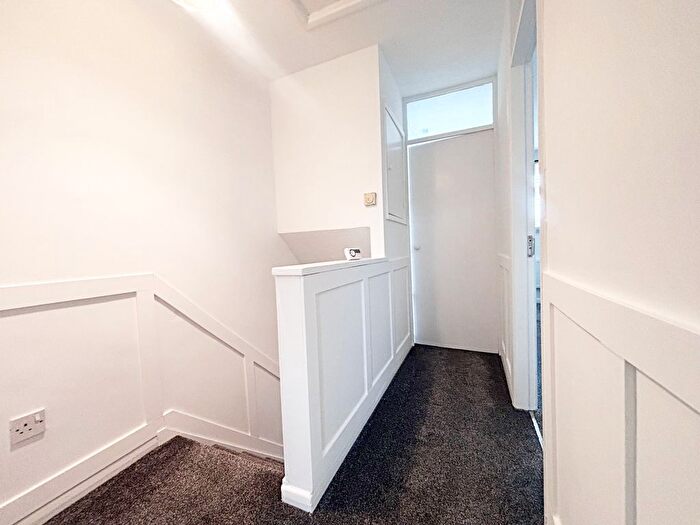 2 Bedroom End Of Terrace House To Rent In Windsor Close, Quorn, LE12