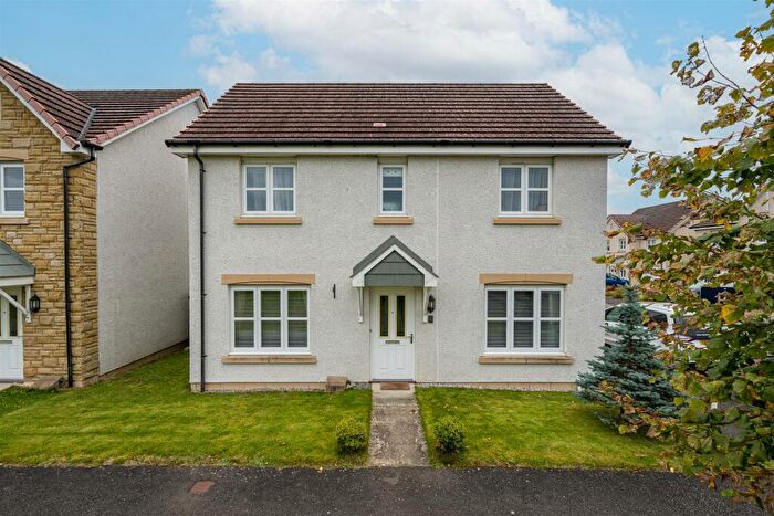 3 Bedroom Detached House For Sale In David Farquharson Road, Blairgowrie, PH10