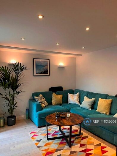 1 Bedroom Flat To Rent In Byrne Road, London, SW12