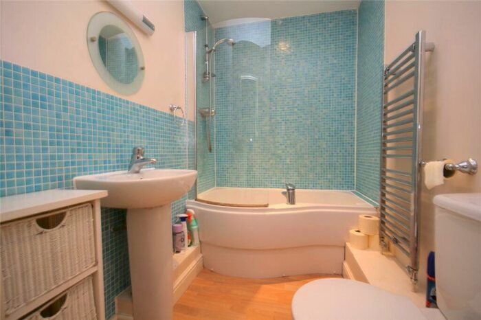 1 Bedroom Apartment To Rent In Queensgate, Gloucester Road, Cheltenham, Gloucestershire, GL51