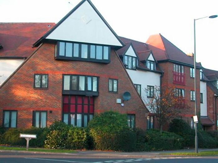 1 Bedroom Flat To Rent In Birchwood Court, Norton Way North, Letchworth, Hertfordshire, SG6