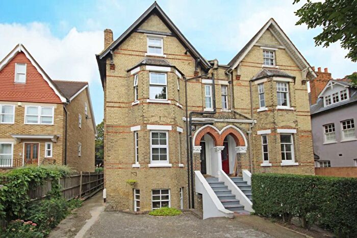 2 Bedroom Flat To Rent In Strafford Road, Twickenham, TW1