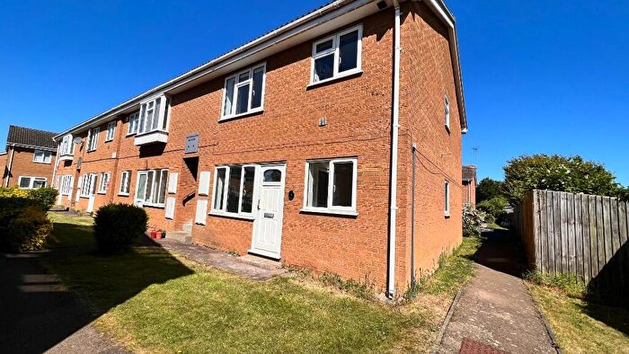 2 Bedroom Flat For Sale In St. Johns Chase, March, Cambridgeshire, PE15