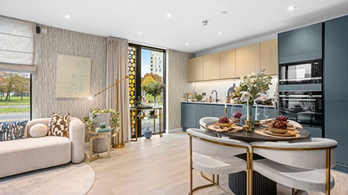 2 Bedroom Flat For Sale In West Parkside, North Greenwich, North Greenwich, SE10