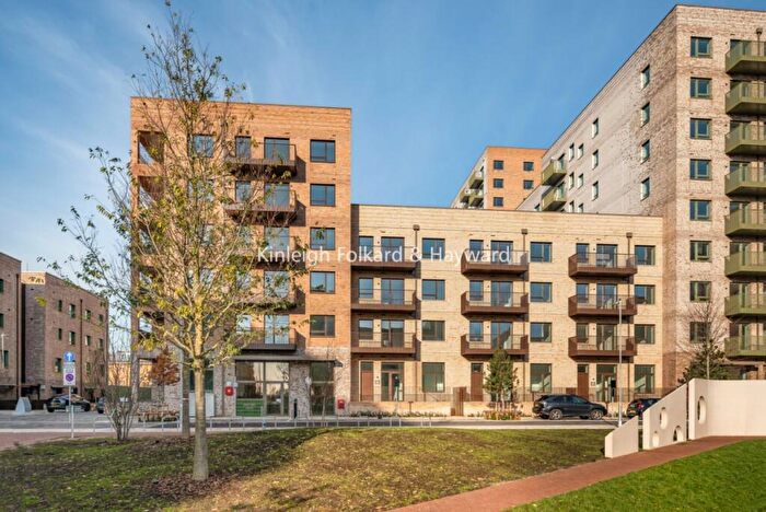 2 Bedroom Flat To Rent In Tide Street, Barking, IG11