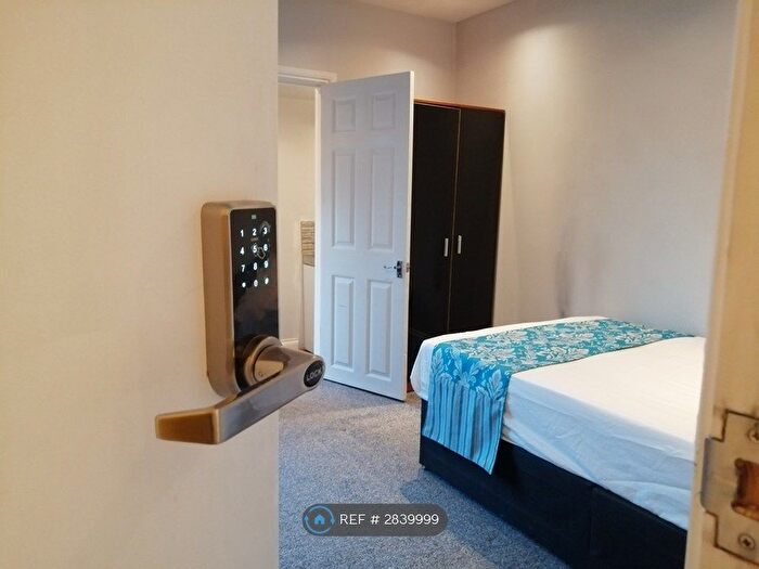 5 Bedroom End Terrace House To Rent In Hatfield Road, Watford, WD24