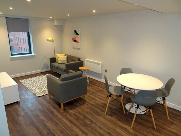 2 Bedroom Apartment To Rent In Moreton House, Moreton Street, B1