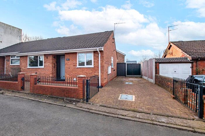 2 Bedroom Bungalow For Sale In Church Road, Lye, Stourbridge, West Midlands, DY9