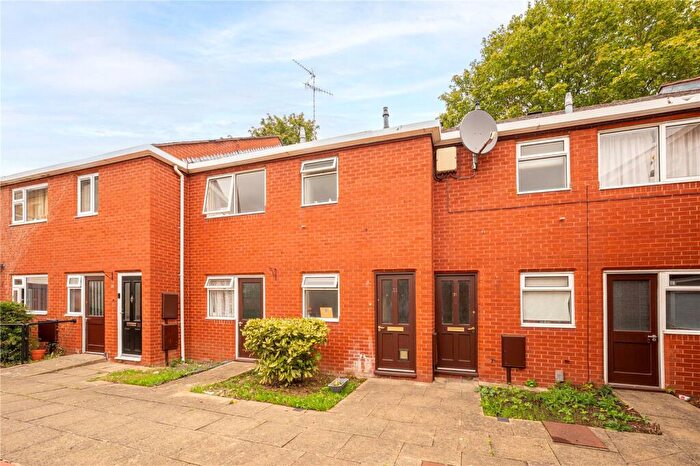 1 Bedroom Apartment For Sale In Regent Place, Leamington Spa, Warwickshire, CV31