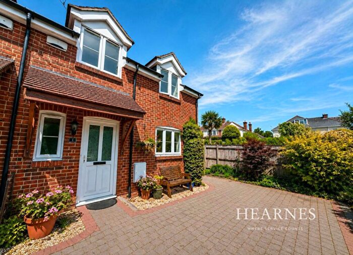 3 Bedroom Semi-Detached House For Sale In Richmond Park Road, Queens Park, Bournemouth, BH8