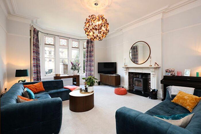 2 Bedroom Apartment For Sale In Redland Road | Redland, BS6