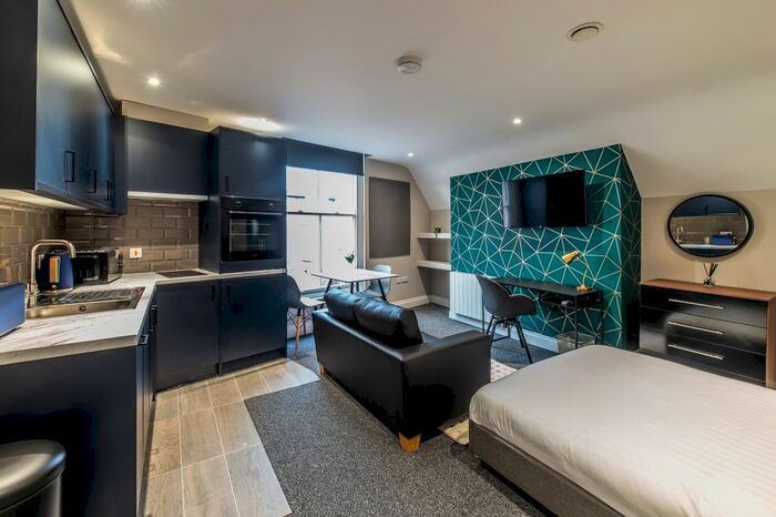 Studio To Rent In Derby Road, Nottingham, NG1