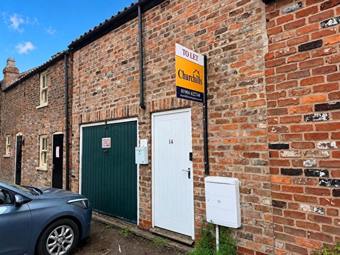 1 Bedroom Flat To Rent In High Newbiggin Street, Lord Mayors Walk, YO31