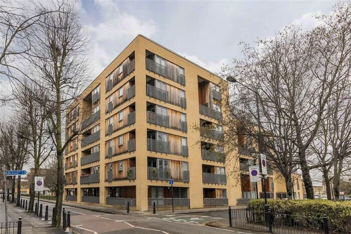 2 Bedroom Flat To Rent In Durant Street, London, E2