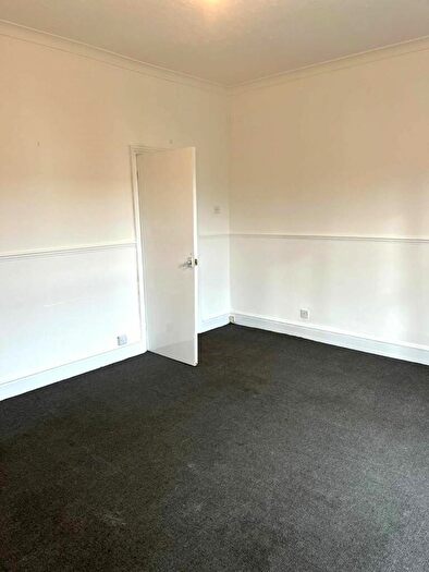 1 Bedroom Flat To Rent In Flat, St. Catherines Avenue, Doncaster, DN4