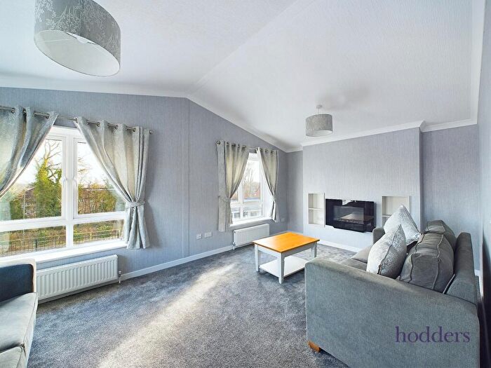 2 Bedroom Park Home For Sale In Lyne, Surrey, KT16