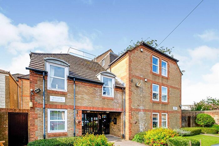 1 Bedroom Flat To Rent In Wilton Road, Salisbury, SP2