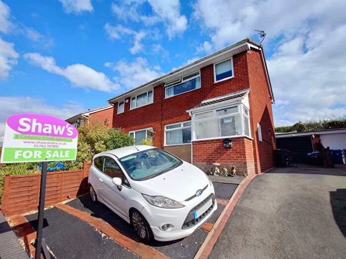 3 Bedroom Semi-Detached House For Sale In Peckforton View, Kidsgrove, Stoke-On-Trent, ST7