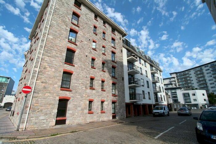 2 Bedroom Flat To Rent In Hawkers Avenue, Plymouth, PL4
