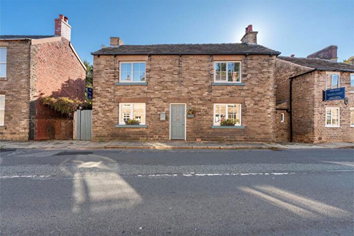 3 Bedroom Link Detached House For Sale In Bollington Road, Bollington, SK10