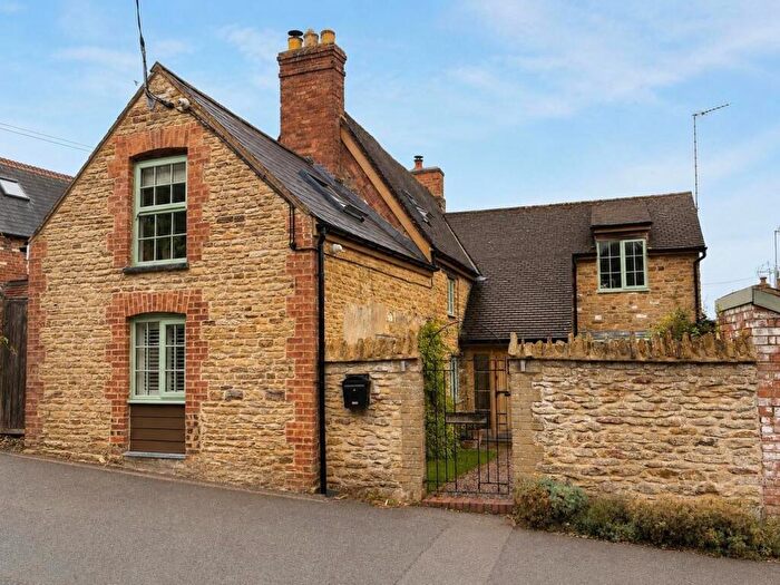 3 Bedroom Cottage For Sale In Back Lane, Holcot, Northamptonshire, NN6