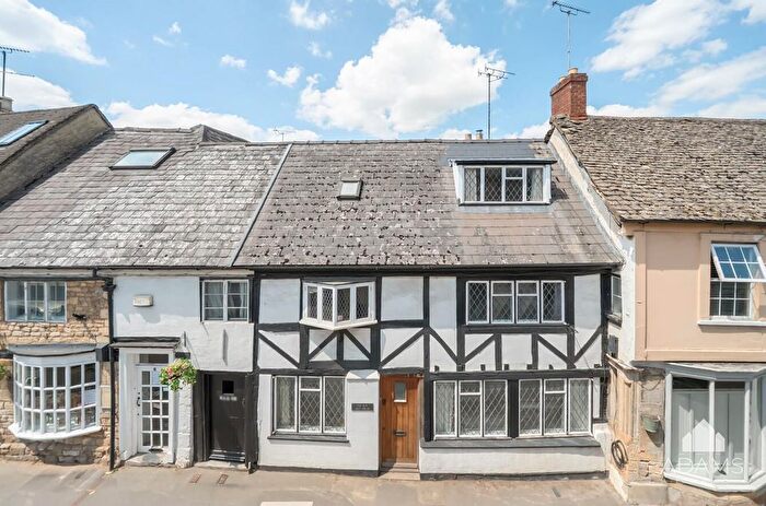 3 Bedroom Cottage For Sale In Hailes Street, Winchcombe, Cheltenham, GL54