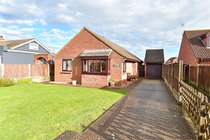 3 Bedroom Detached Bungalow For Sale In Rolfe Lane, New Romney, Kent, TN28
