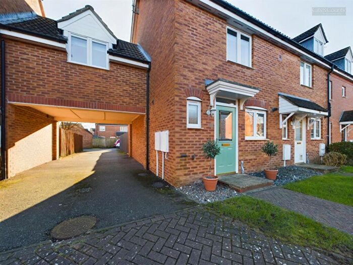 3 Bedroom End Of Terrace House To Rent In Farmhouse Drive, Deeping St. Nicholas, Spalding, PE11