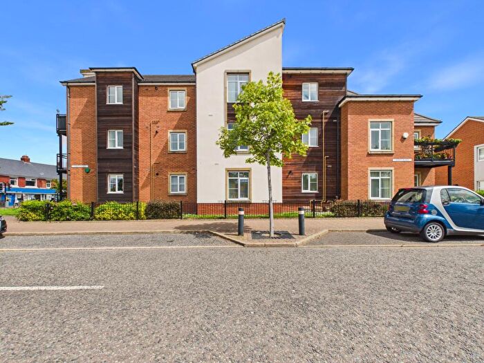 2 Bedroom Flat For Sale In Aspen Place, South Shields, NE34