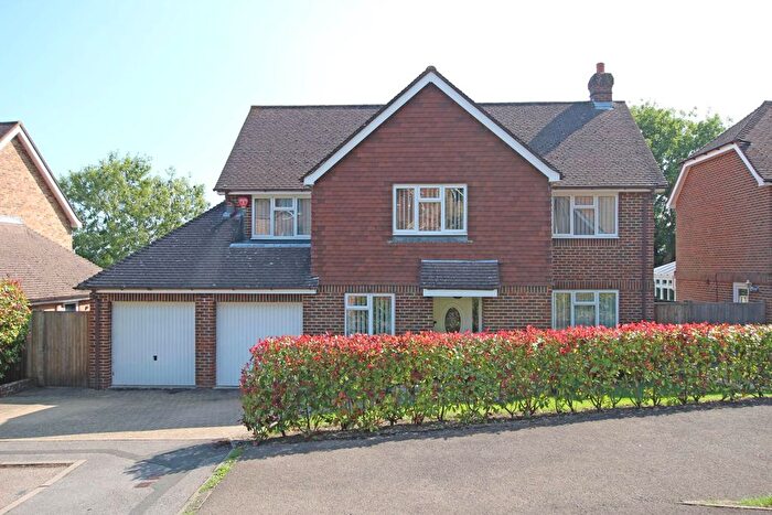 4 Bedroom Detached House For Sale In Badgers Brow, Willingdon Village, Eastbourne, BN20