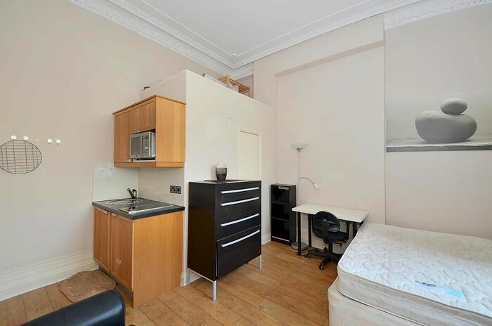 Studio To Rent In Elvaston Place, South Kensington, SW7